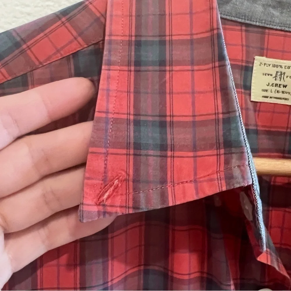 J. Crew Mens Long Sleeve Button-Down Shirt Green Red Plaid 100% Cotton Size L